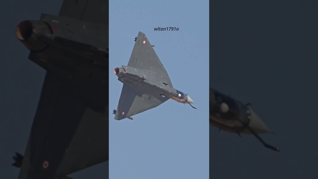 Final moments Indian Tejas LCA before crash Dubai Airshow 2025