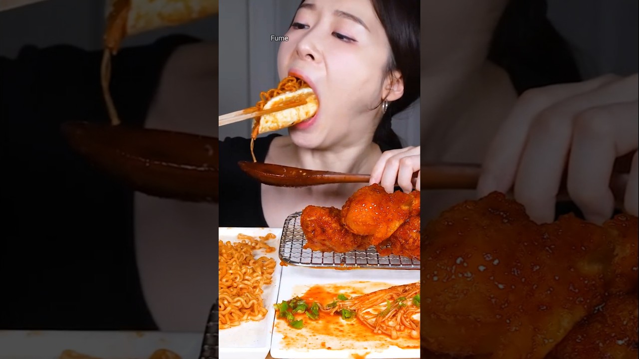 Spicy Chicken Noodles with Fried Egg & Enoki 🍜