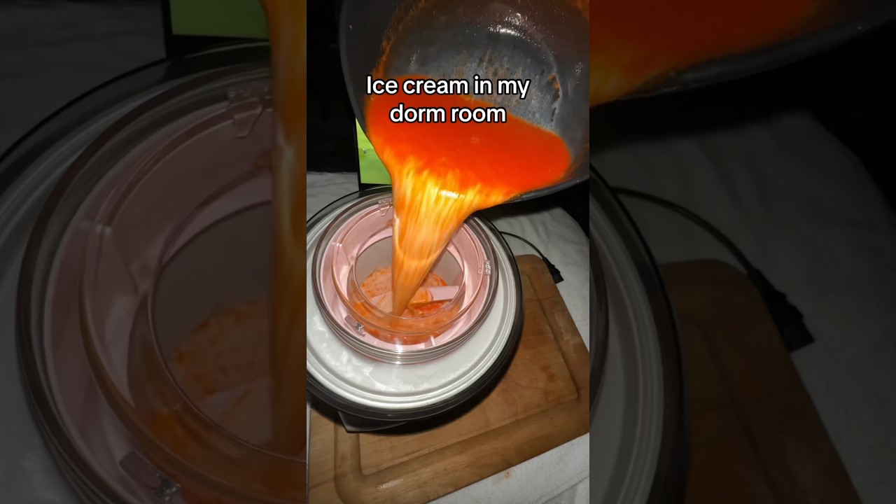 Ice Cream in My Dorm Room 🍦