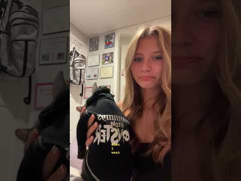 she loves me from my TWANG