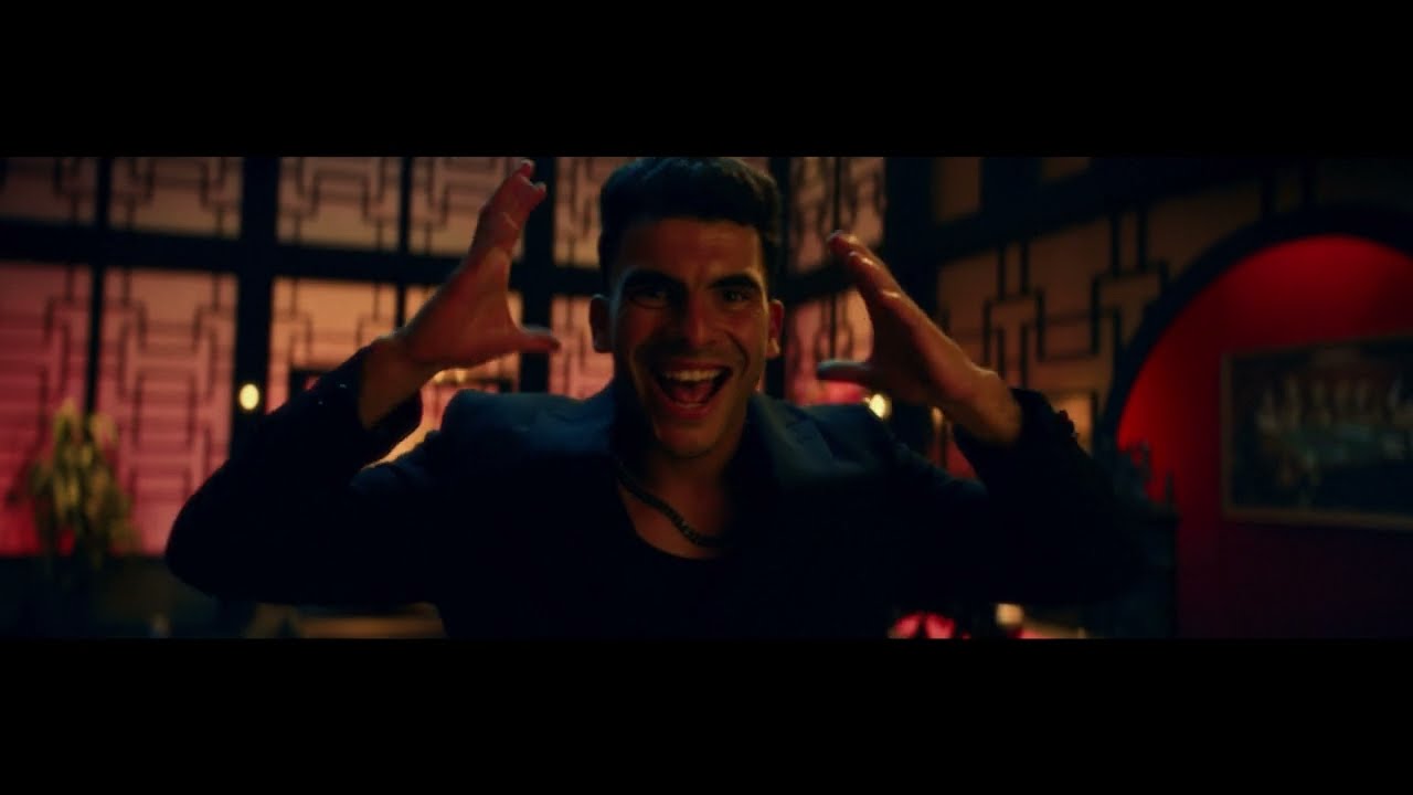 زيزو يظهر مع نجوم الأهلي في إعلان 7 Dogs 🎬