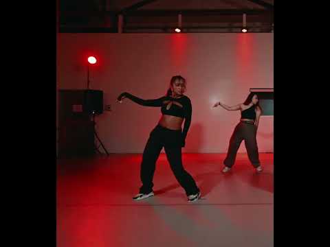 BREAKING DISHES | Emily Jo Jordan Choreography | West Coast Dance Theatre