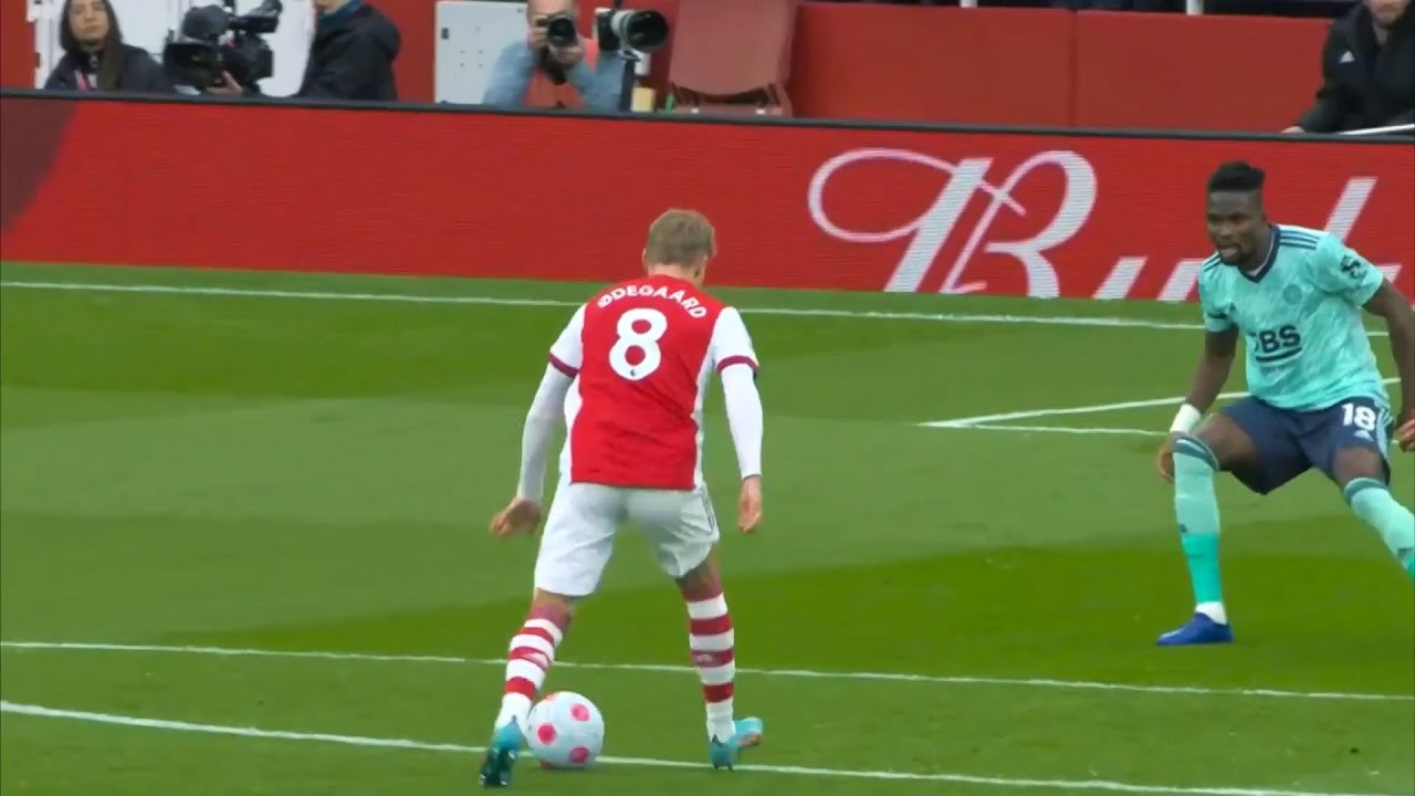 Martin Ødegaard: When Football Becomes Art 🎨