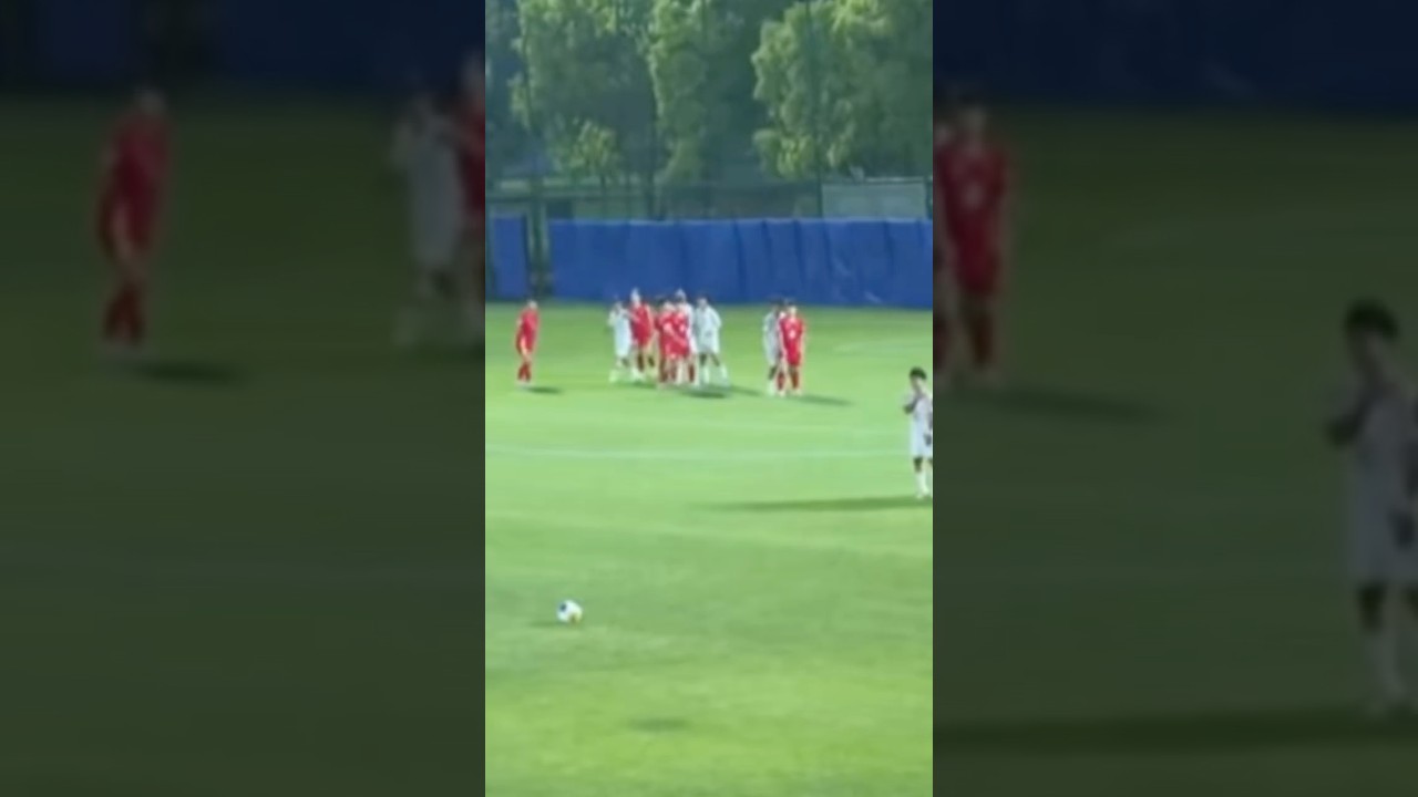 U17 nữ Việt Nam vào bán kết 🏆