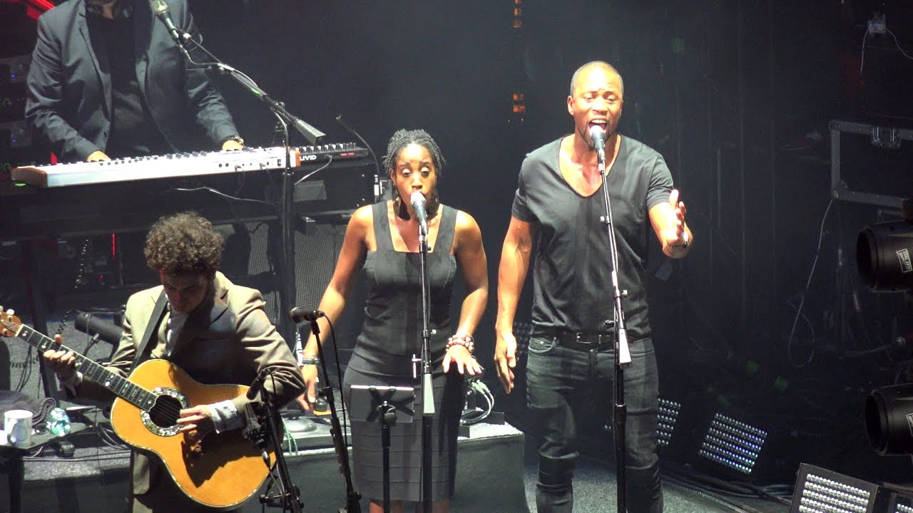 David Gilmour Performs 'In Any Tongue' at Royal Albert Hall | 2015 Live Concert 🎸