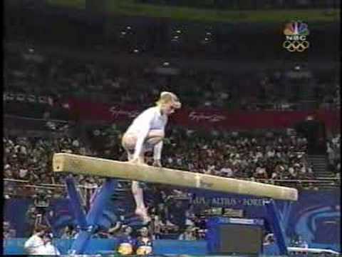 Yelena Zamolodchikova at 2000 Olympics Balance Beam π
