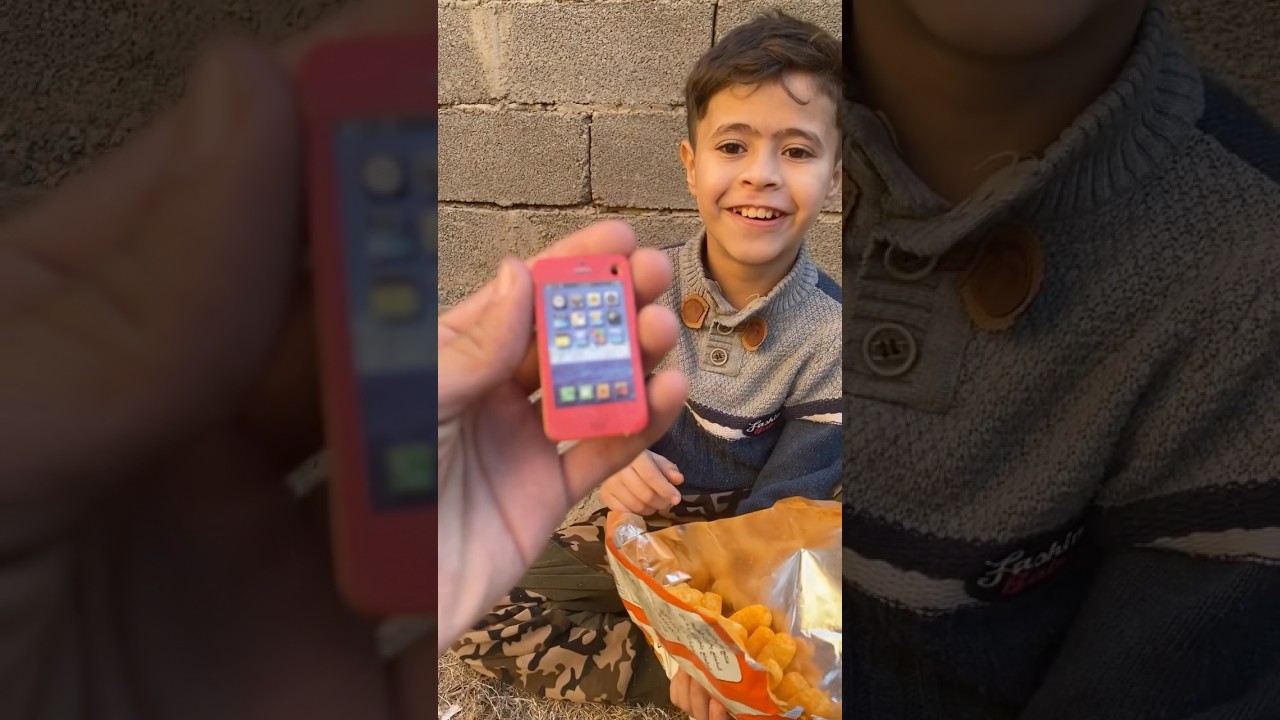 اكتشف أصغر هاتف في العالم 🚀