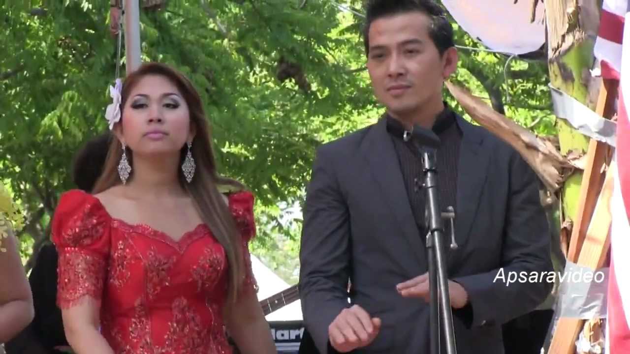 Khmer Singers Celebrate Cambodian New Year with Classic Saravan Songs in Long Beach 🎉