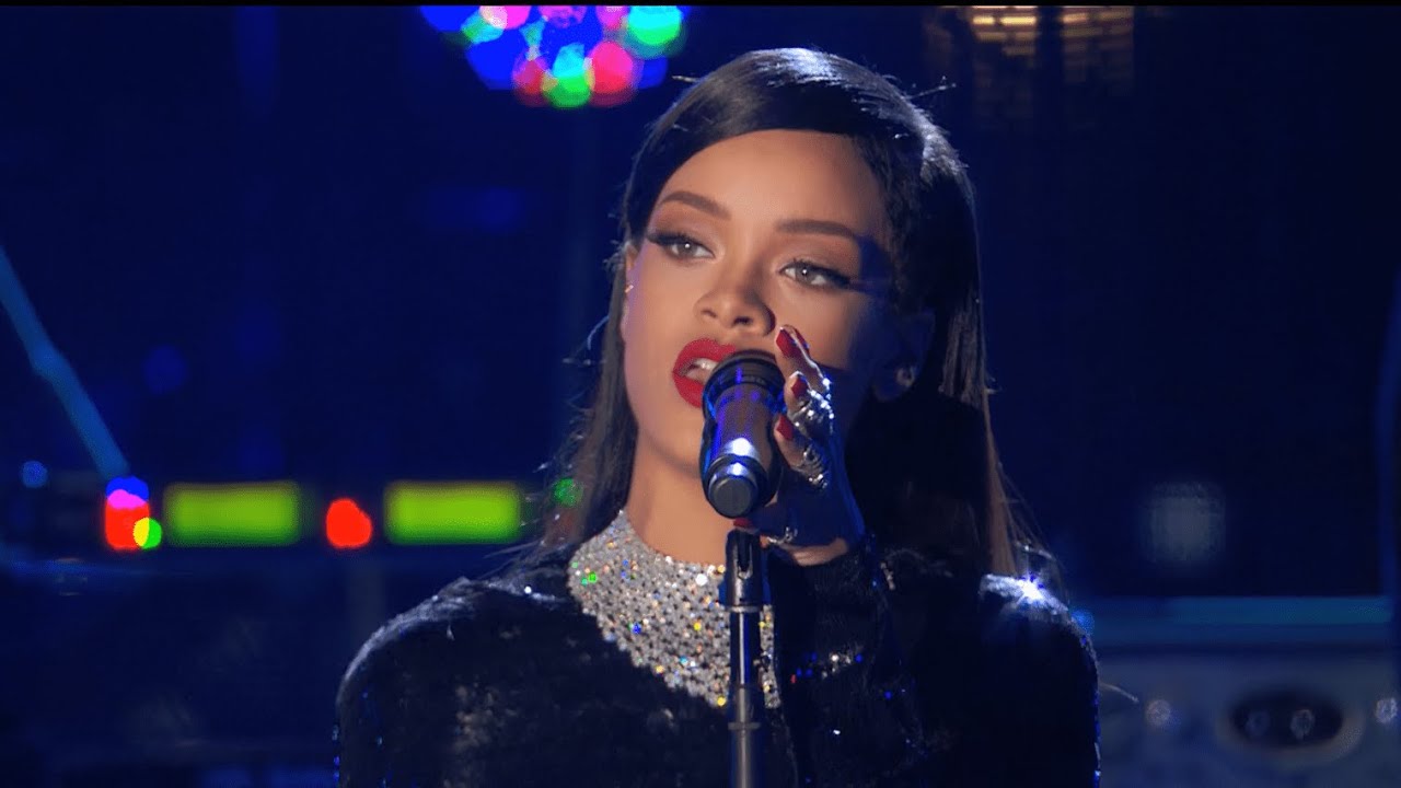 Rihanna's Stunning Live Performance of 'Diamonds' at The Concert For Valor 🎤