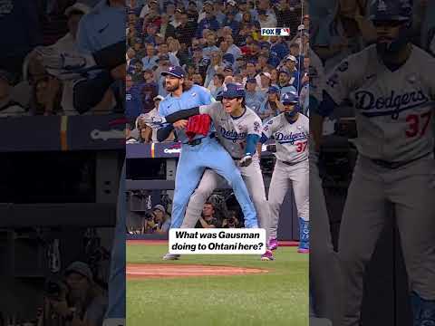 What was going on here? ๐ค #mlb #baseball #shoheiohtani #Dodgers #bluejays
