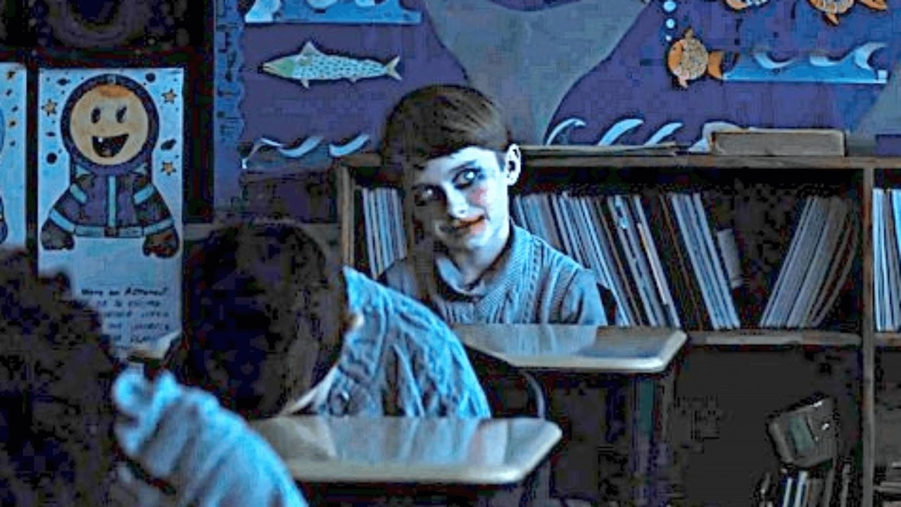 Weapons (2025) फिल्म का हिंदी में सारांश 🎬