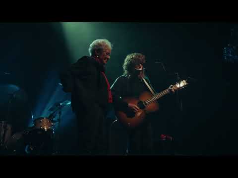 Joan Baez and Jesse Welles - Don't Think Twice It's Alright