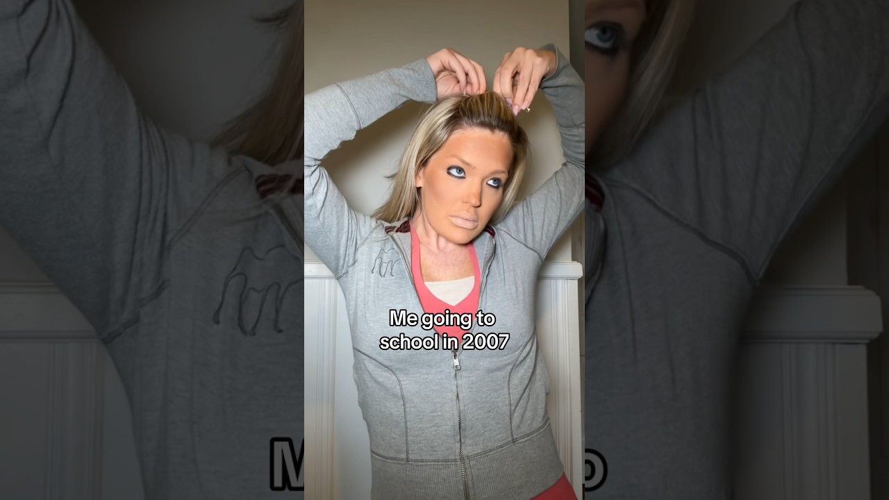 2007 Girl Aesthetic: Nostalgic 2000s Vibe