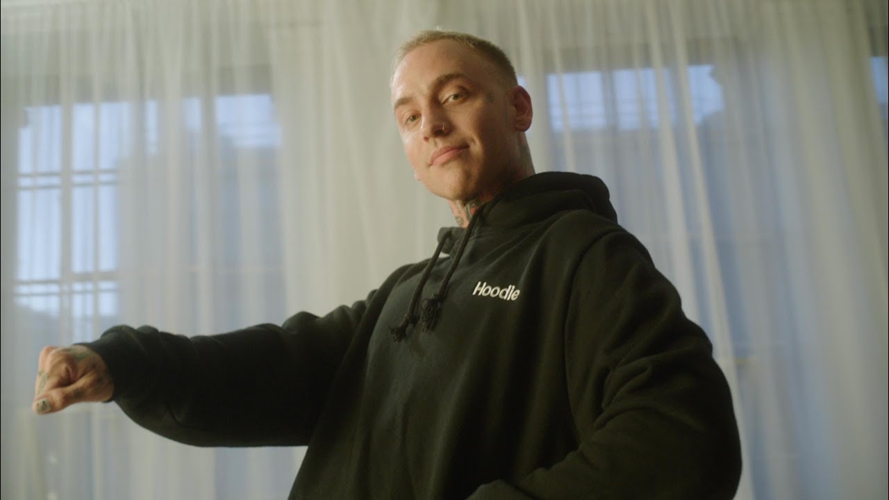 blackbear - Hot Girl Bummer (Low Budget Video) 🎥