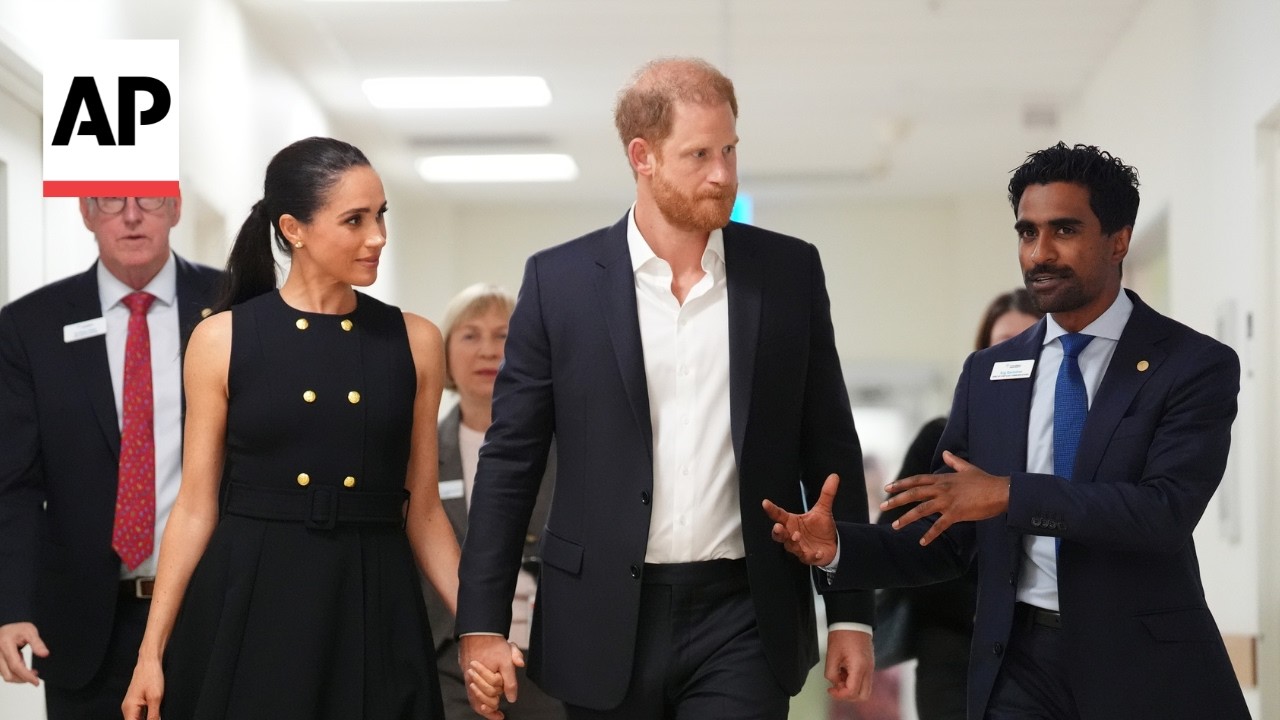 Prince Harry and Meghan visit children’s hospital during Australia trip