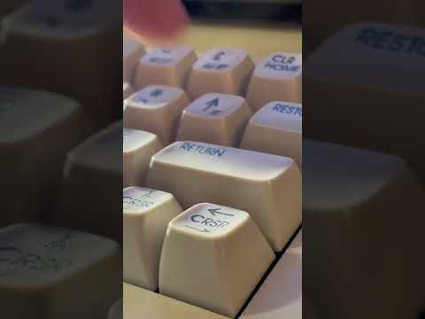 Retro Computer ASMR: Commodore 64, printing a card with MPS 803 dot matrix printer