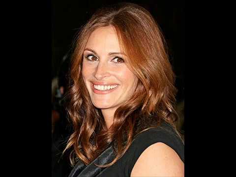 Julia Roberts: Hollywood Star with a Bright Smile 😊