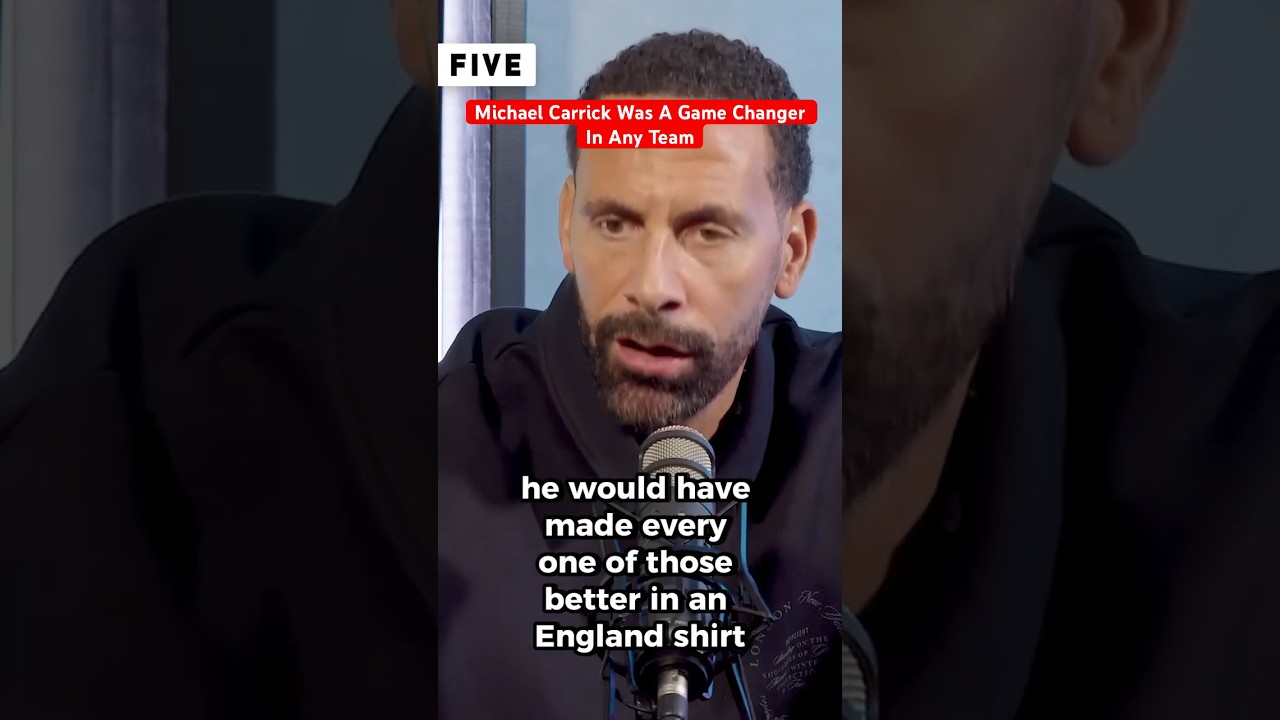 How Michael Carrick Dominates the Midfield ⚽ | Manchester United Tactics