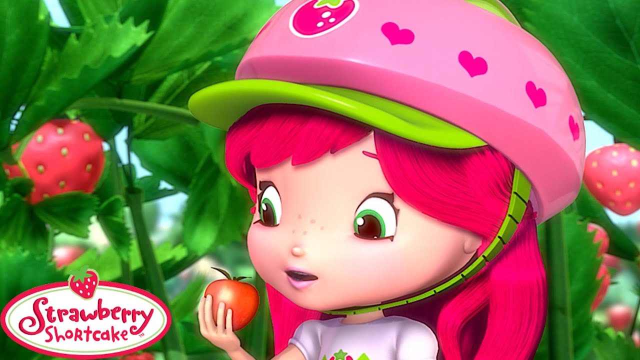 Strawberry Shortcake 🍓 Berry Big Harvest! | Kids' Cartoons