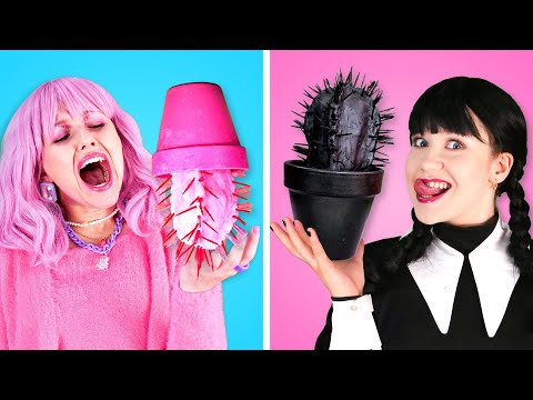 TANTANGAN MAKANAN PINK VS HITAM | Wednesday VS Enid | Situasi Lucu oleh TooLala!