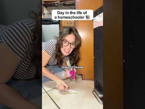 I just want to leave the house pls?! HeLpp #homeschool #homeschooling #comedyskits #funnyvid #skit