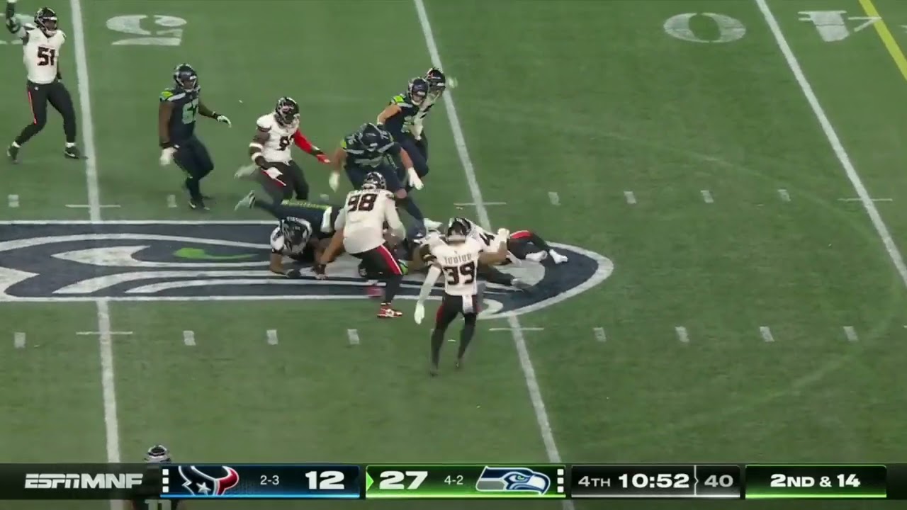 Elijah Arroyo's Unfortunate Fumble - Watch the Play! 🏈