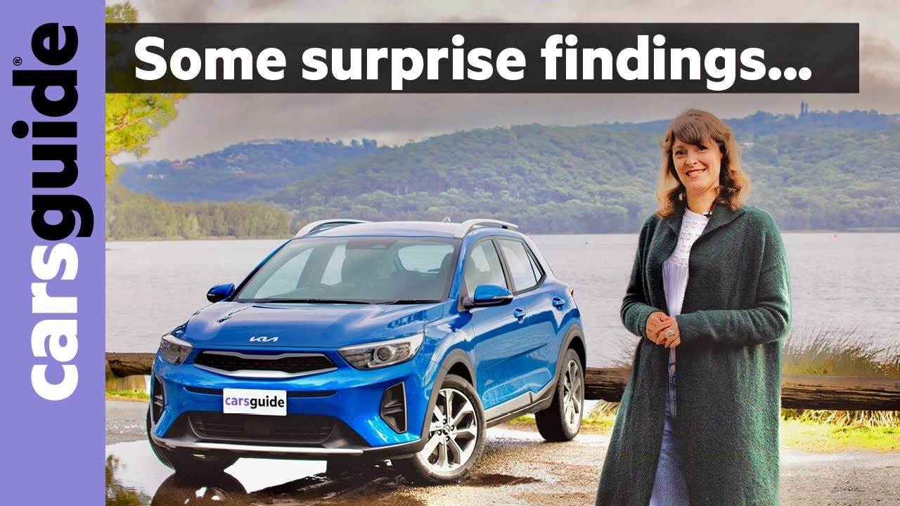 Kia Stonic 2023 Review: Compact & Budget-Friendly SUV 🚗