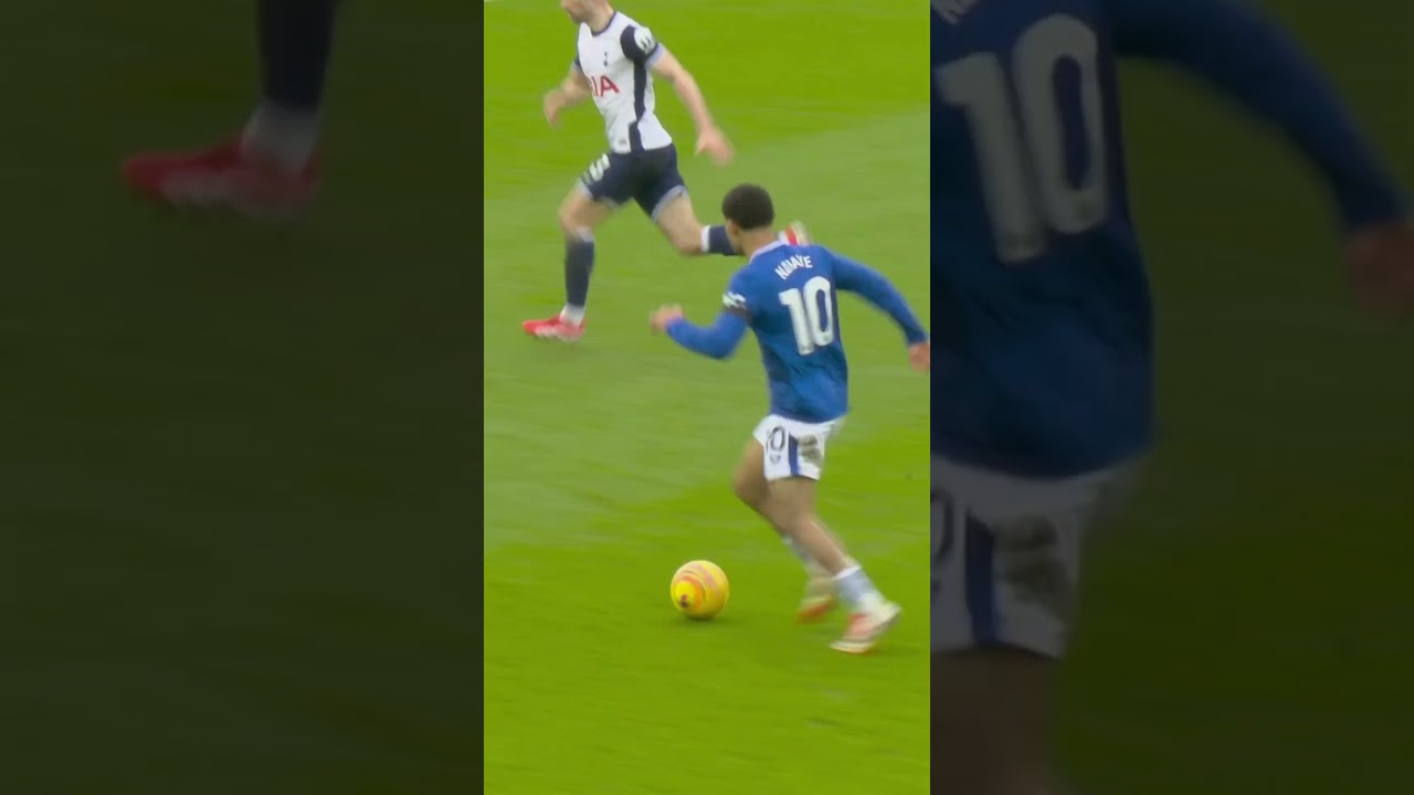 Skiliman 🤩 enjoy every Iliman #Ndiaye #goal from 2024/25! #shorts #everton #goals #football