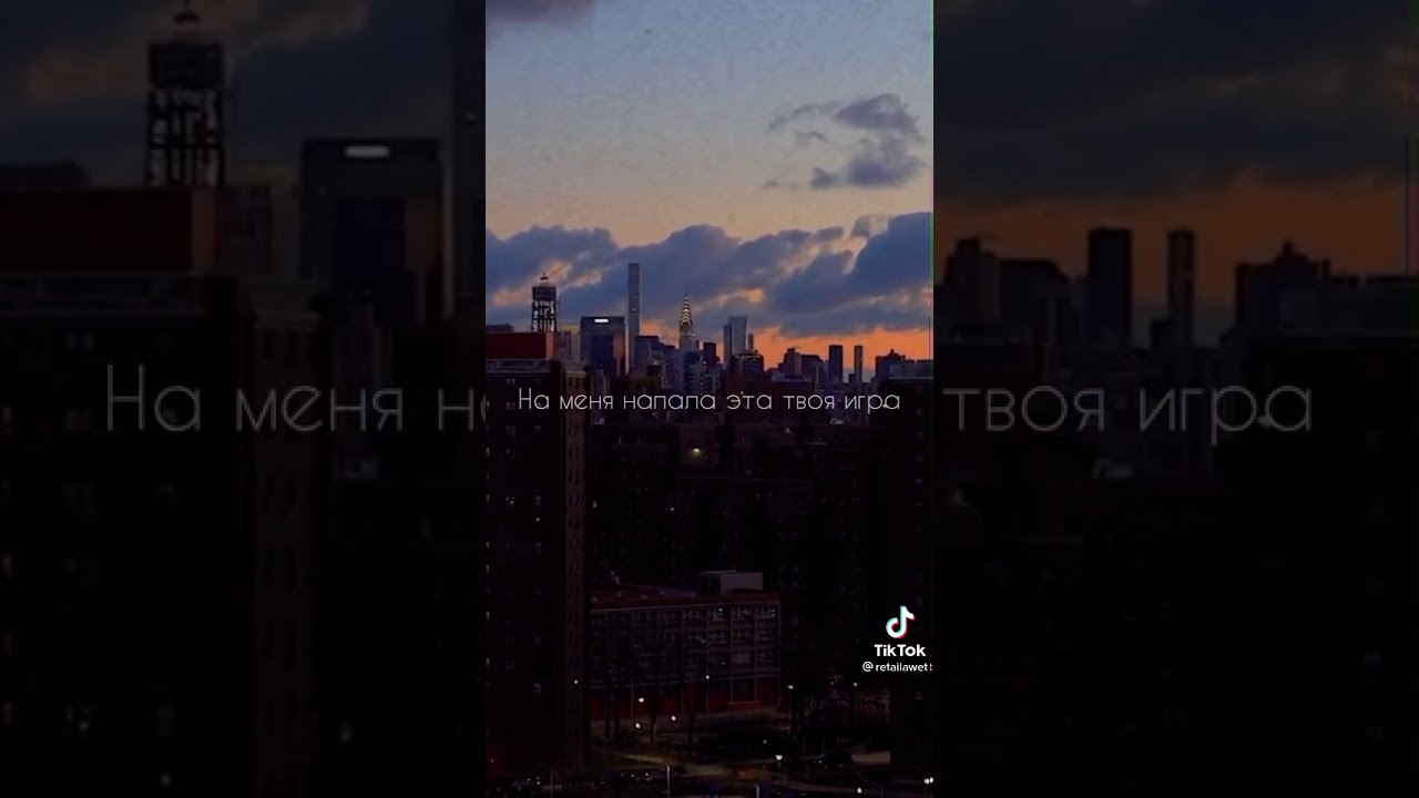 Улыбка и аромат волос, вызывающие ощущение счастья