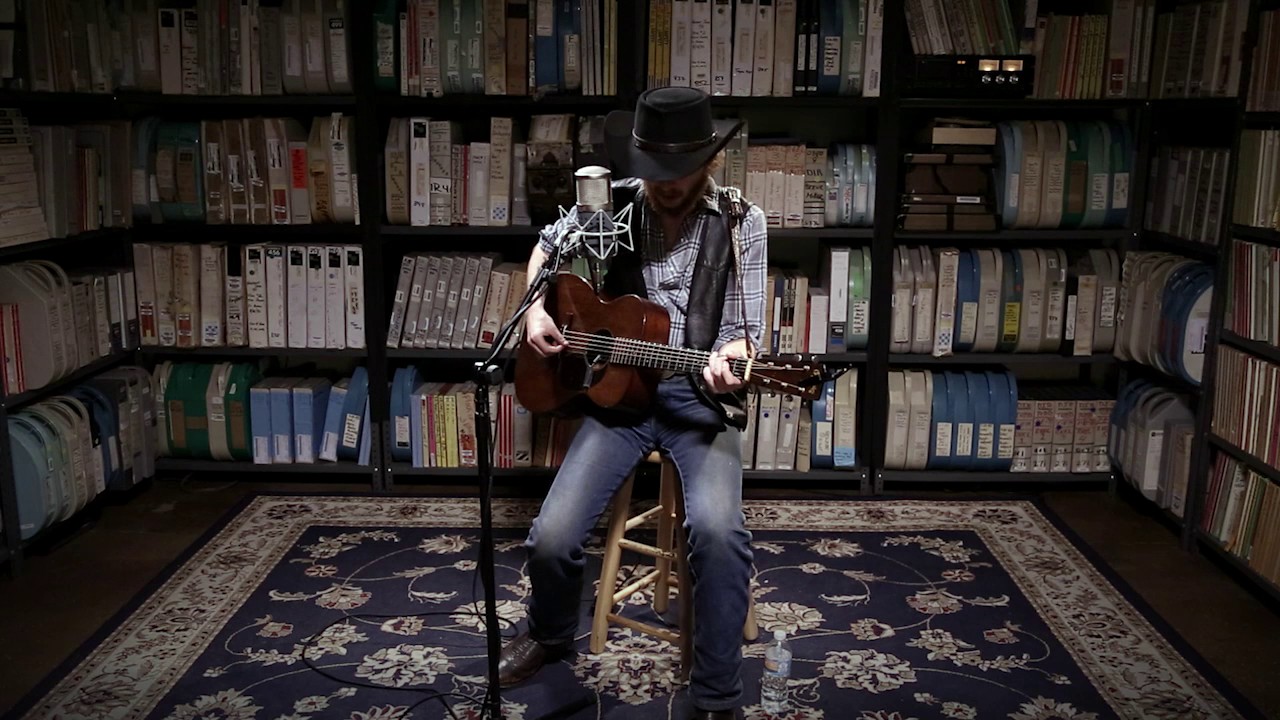 Colter Wall Live Performance of 'Thirteen Silver Dollars' at Paste Studios 🎸 (2017)