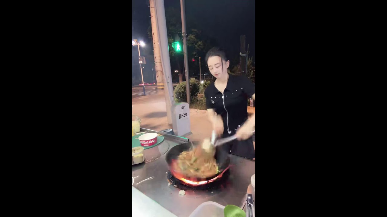 24小时街头厨房直播🔥 | 烟火厨房