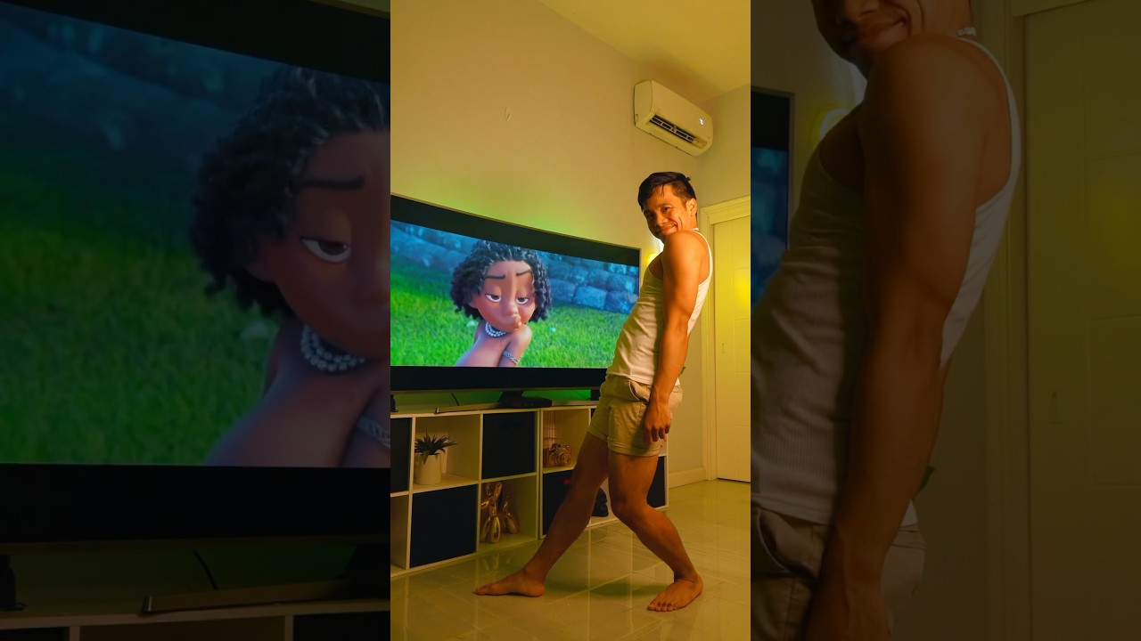 Moana: Iconic Dancing Kid Scene 🌊
