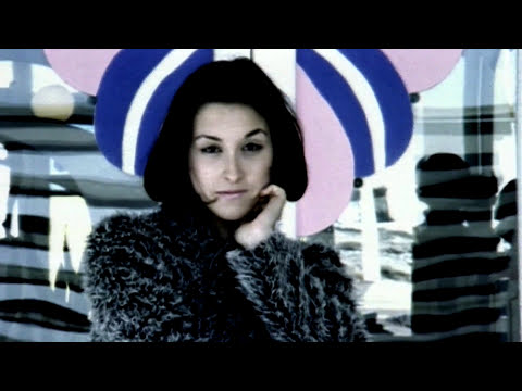 Energy 52: Café Del Mar (Three 'n One Radio Remix) (official video)