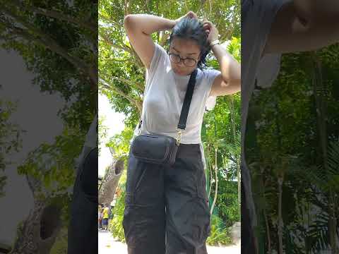 this is what underestimating Singaporean weather looks like at Universal Studios Singapore