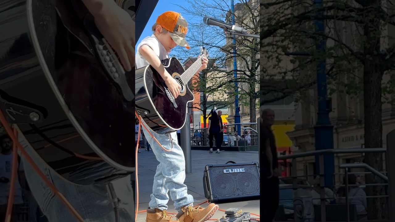 Amazing Busking Performance in Manchester 🎸 | Classic 60s Guitar Vibes
