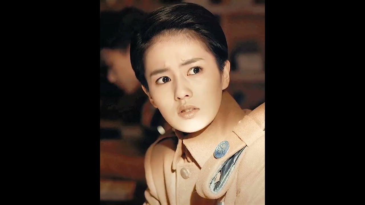 Xu Kai Flirts in Classroom 😂