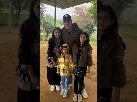 Akshay kumar with his family lovers 💕💃 || #trending #bollywood #viral #love #shorts #shortvideo