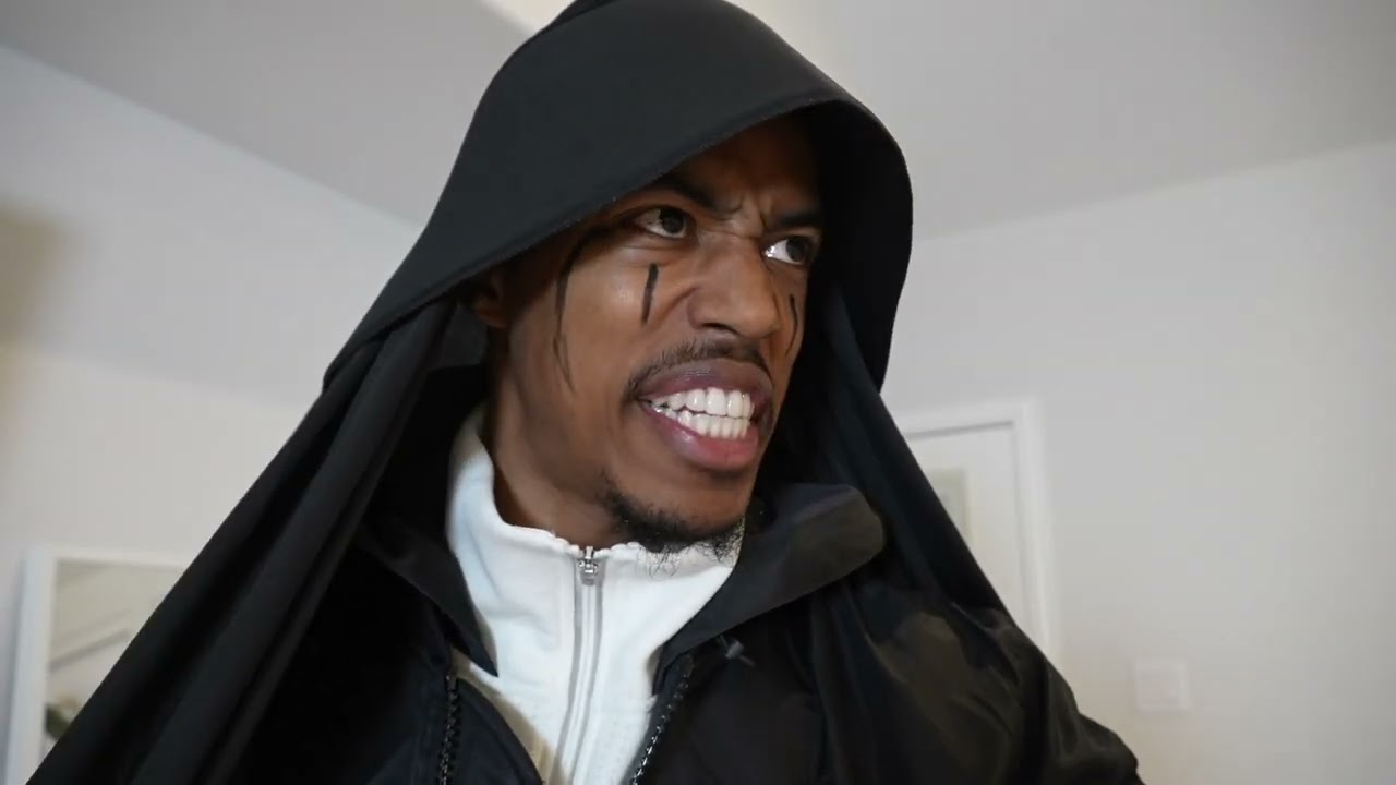 Sith Tactics: Sending Minions to Fight Their Battles for Them 🎶