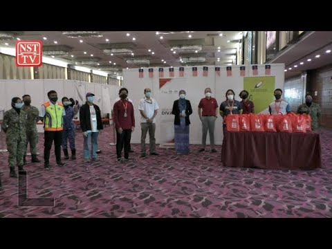 NSTP, Bernas & Nestlé Deliver Food Packs to Vaccinated at IDCC