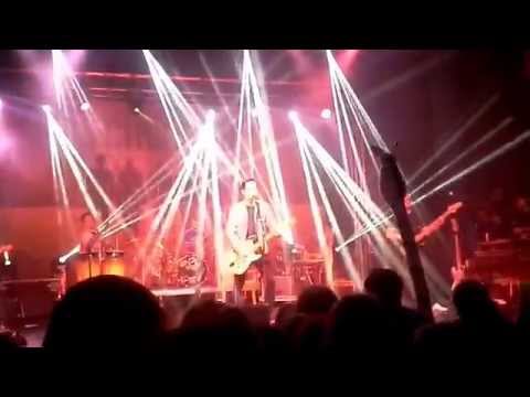 Chinaski-Každý ráno- živě z Jičína