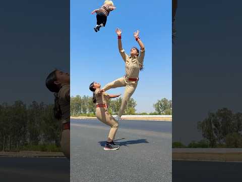 Are bap re ye kya kar diya police ne 😱😳 #shalukirar #ytshots #shorts