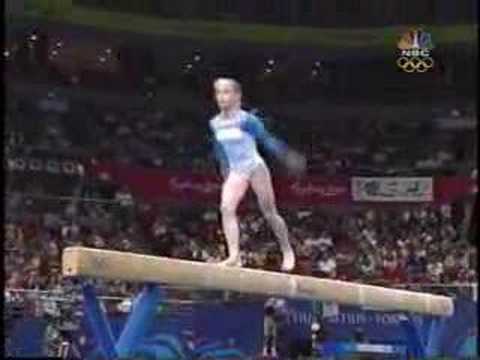 Yelena Zamolodchikova at 2000 Olympics Beam Final 🎯