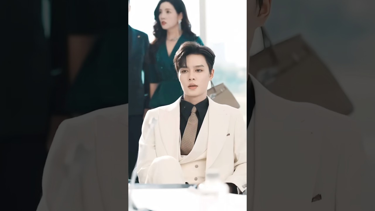 Discover Ke Chun: The Rising Chinese Actor ๐ฌ