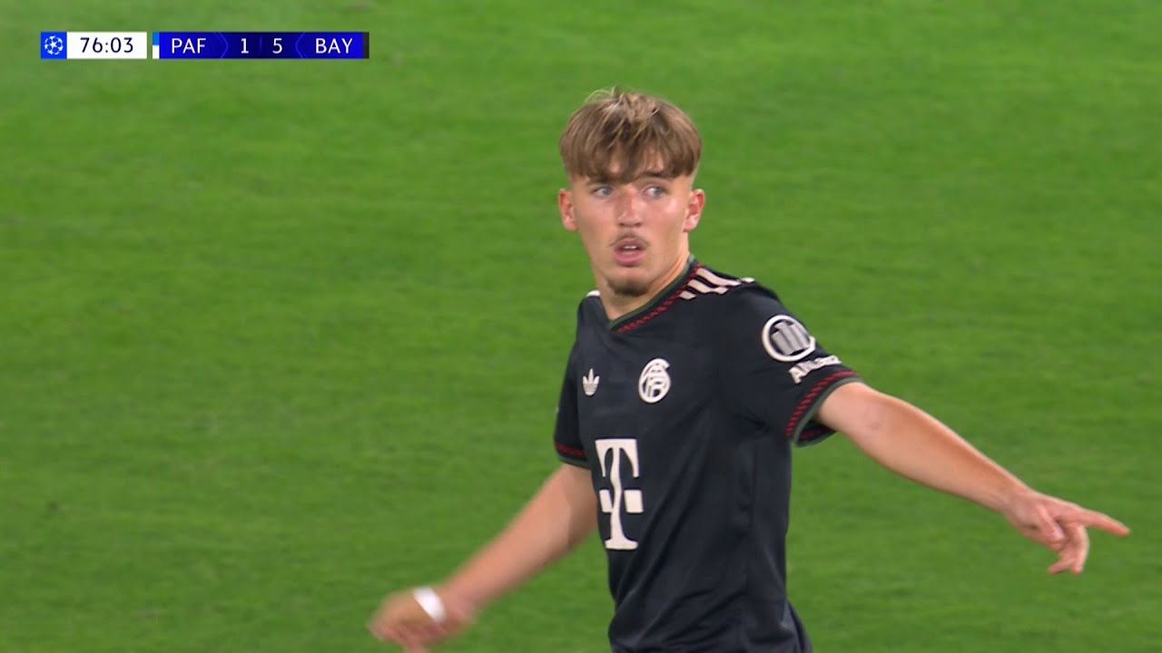 17 Lennart Karl's UCL Debut at 17 vs Pafos (2025) ⚽