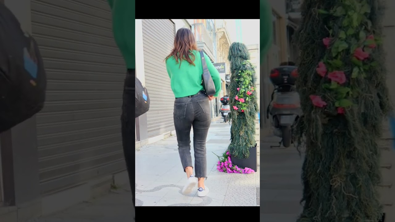 Hilarious Bushman Prank ๐