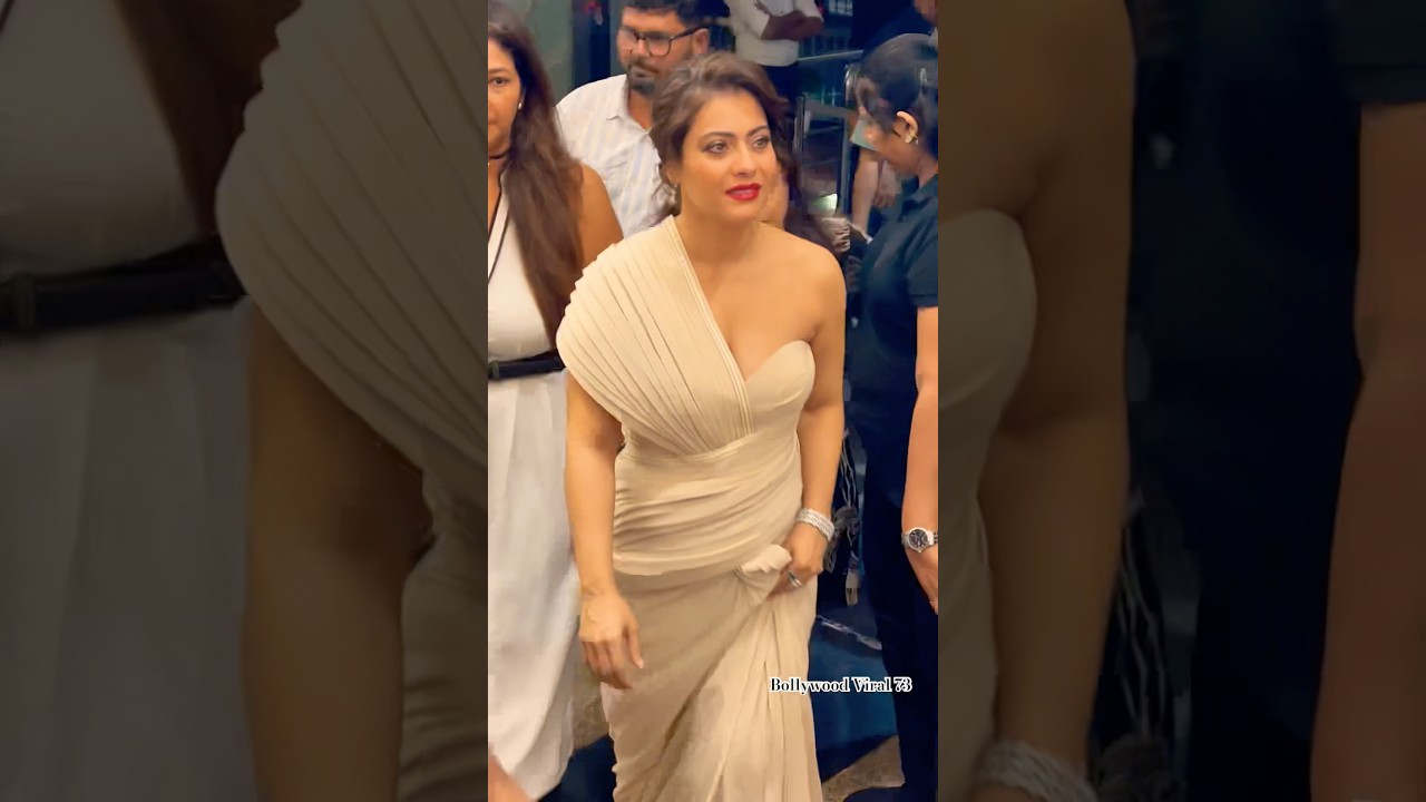 Kajol's Stunning Grand Entrance at Mumbai Award Night ✨