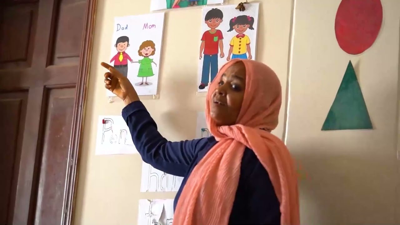 لو أعيش زول ليهو قيمة | كورال مدارس الخرطوم الدولية 🎶