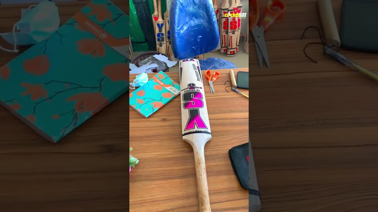 Customer Finds Their Ideal YS Cricket Bat | Showroom Experience 🏏