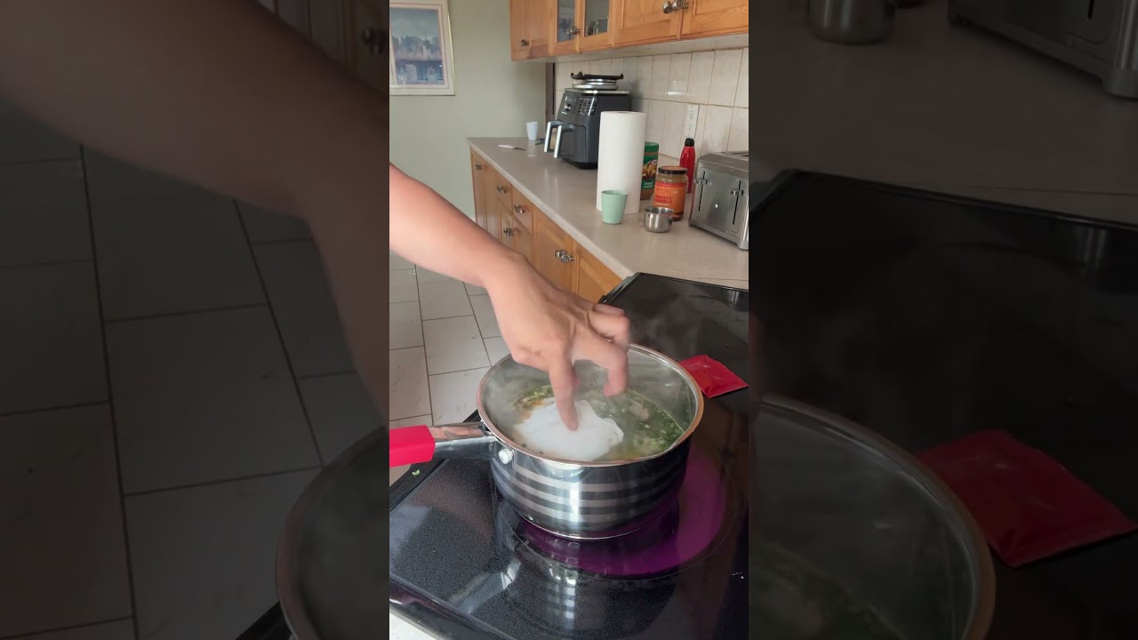 Thưởng Thức Bánh Canh Cà Mèn Ngon Tuyệt Đỉnh! 🍜