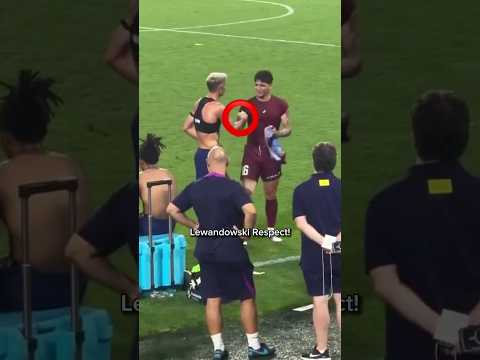 Total Respect Moment from Robert Lewandowski! 🥹❤️ #barca #fcbarcelona #lewandowski